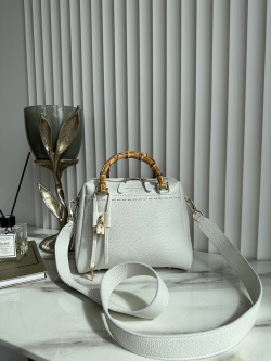 Мини-боулер Christian Villa cv06232 peggy/bamboo gypsum