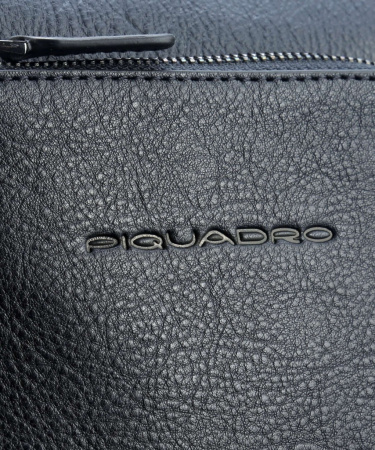 Вертикальная сумка Piquadro Black Square CA1816B3/BLU4