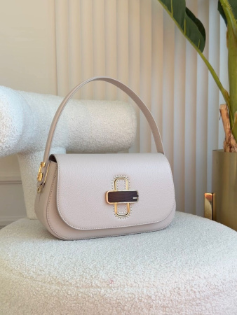 Сумка-седло Gironacci gir3161 vitello/calf avorio