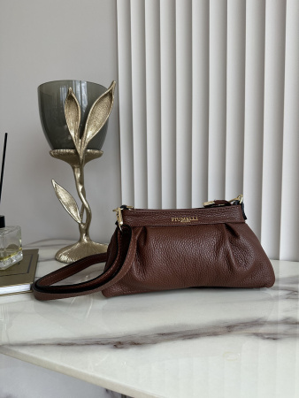 Сумка-хобо Piumelli Abigail D21 chocolate