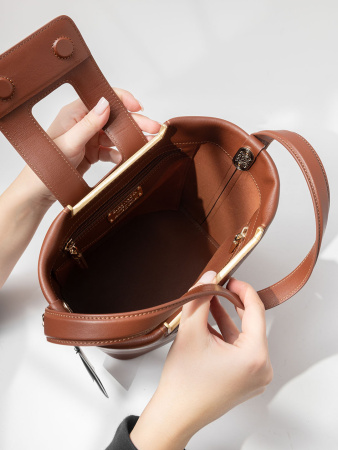 Сумка-тоут Gironacci gir3452 vitello soft/venere brandy