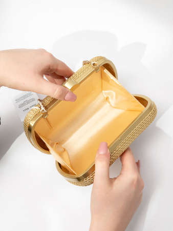 Мини-сумка Alex Max am2109 gold