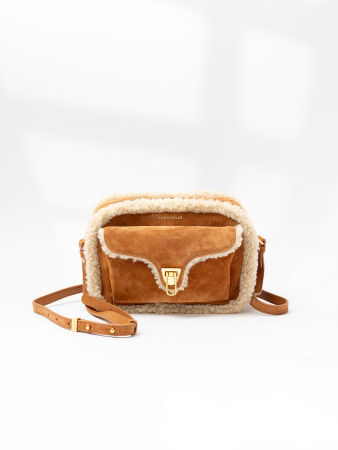 Мини-боулер Coccinelle Beat Eco Shearling E1R86150201 552 natural/cuir
